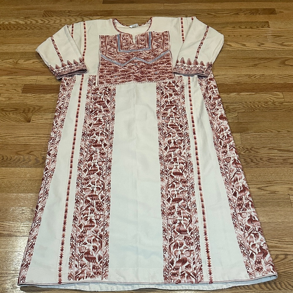Embroidered White and Red Kaftan Dress